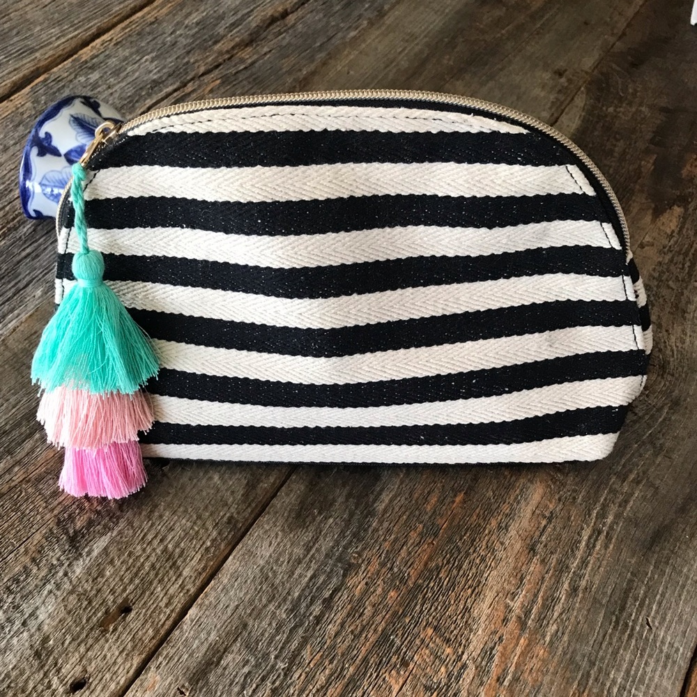 Canvas Stripe and Red Scalloped Make-Up Bags - Picture 10 of 13